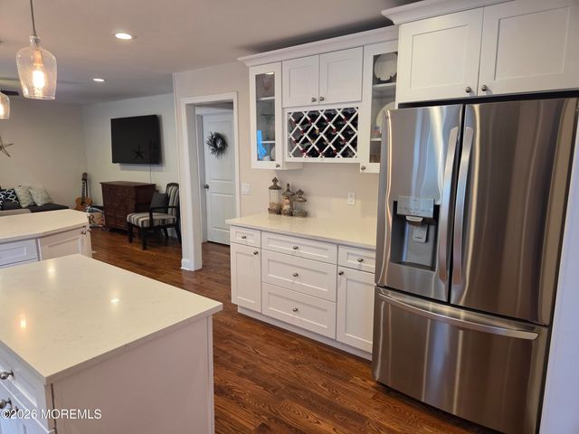 217 Woodberry Drive, Toms River, NJ 08753