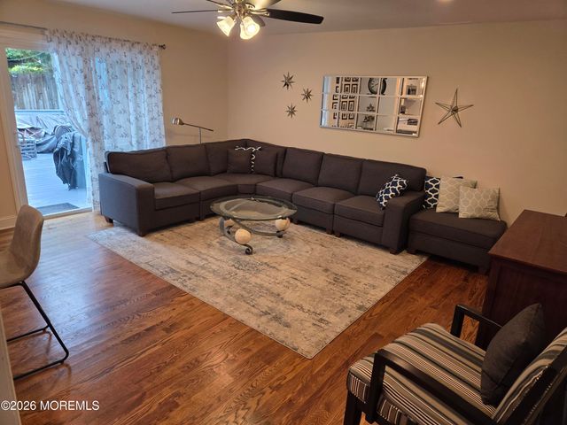 217 Woodberry Drive, Toms River, NJ 08753