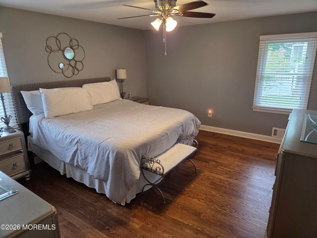217 Woodberry Drive, Toms River, NJ 08753