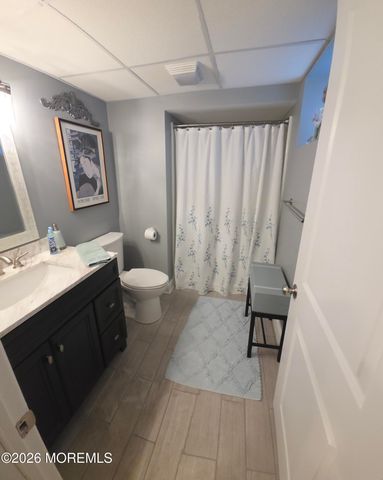 217 Woodberry Drive, Toms River, NJ 08753
