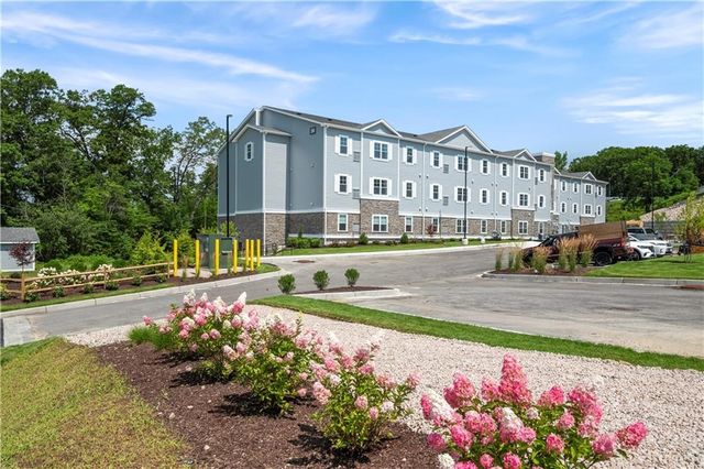 36 Old Louisquisset Pike 210, North Smithfield, RI 02896