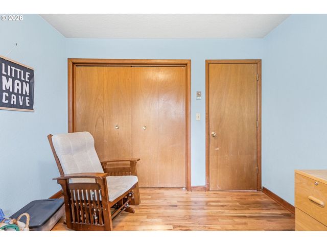 2510 OAK St, Albany, OR 97322
