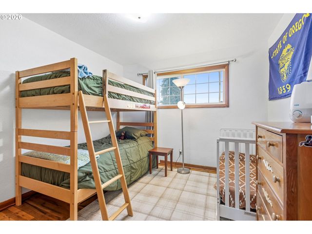 2510 OAK St, Albany, OR 97322