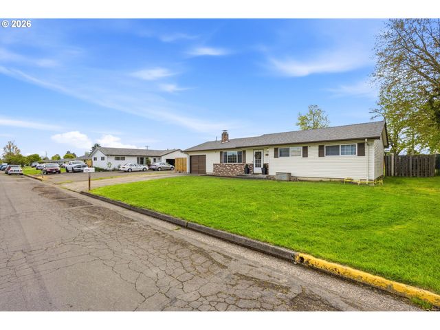 2510 OAK St, Albany, OR 97322