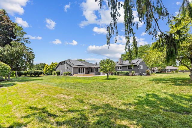 3781 Rushmore Drive, Upper Arlington, OH 43220