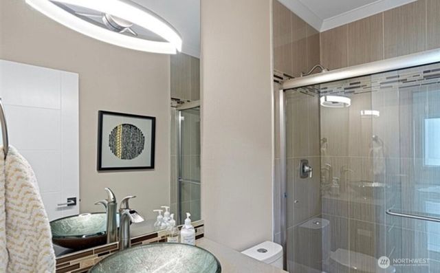 23905 43rd Avenue S, Kent, WA 98032