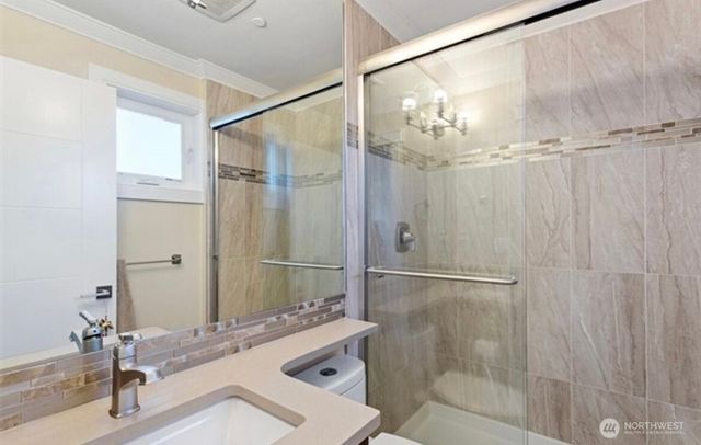 23905 43rd Avenue S, Kent, WA 98032