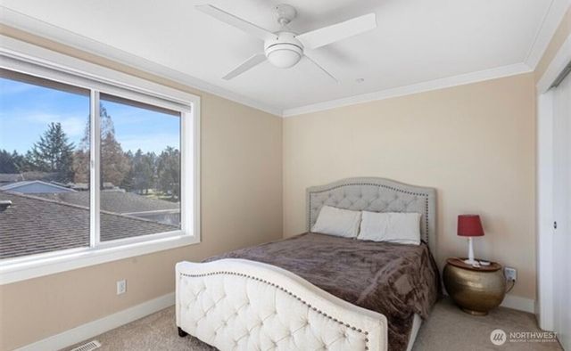 23905 43rd Avenue S, Kent, WA 98032