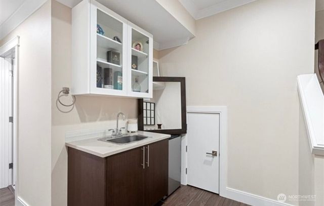 23905 43rd Avenue S, Kent, WA 98032