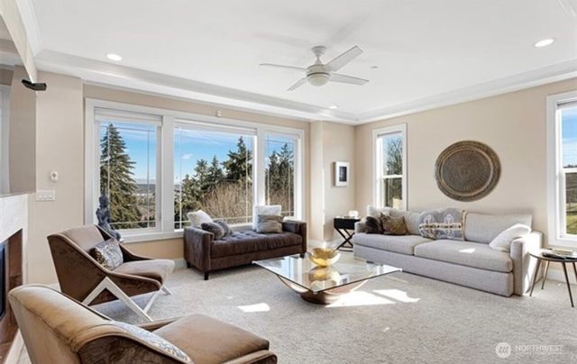 23905 43rd Avenue S, Kent, WA 98032