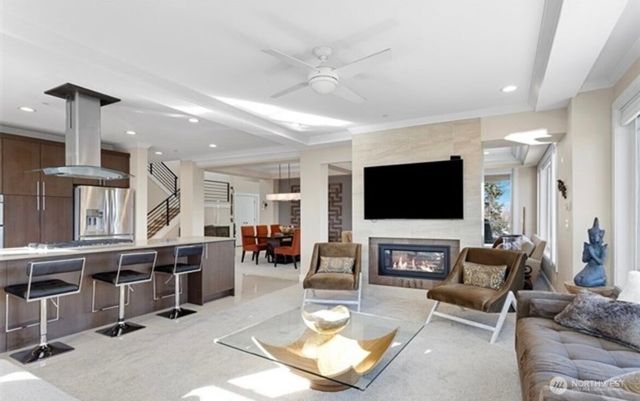 23905 43rd Avenue S, Kent, WA 98032