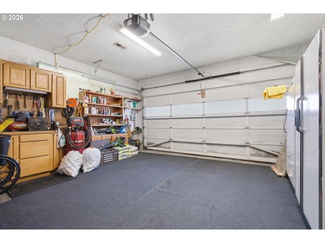 3562 Se CEDAR St, Hillsboro, OR 97123