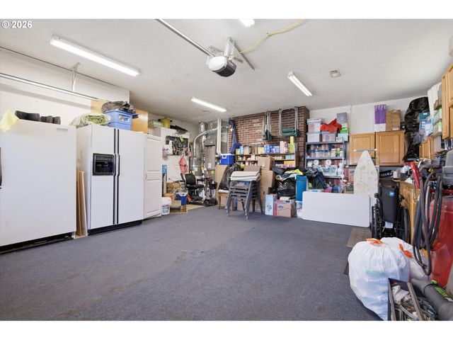 3562 Se CEDAR St, Hillsboro, OR 97123