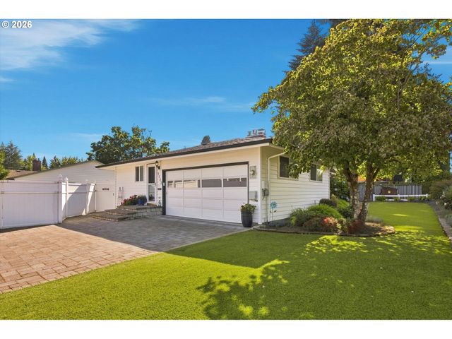 3562 Se CEDAR St, Hillsboro, OR 97123