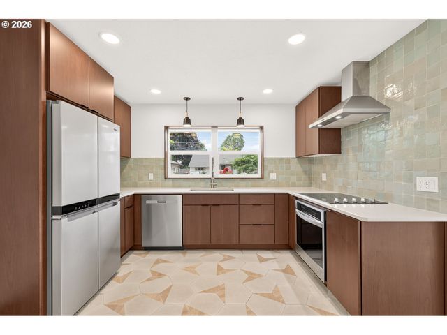 612 Nw 13TH St, Mc Minnville, OR 97128