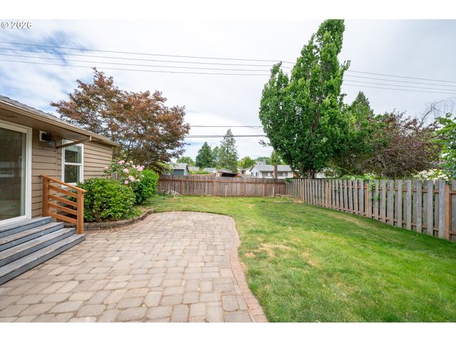 612 Nw 13TH St, Mc Minnville, OR 97128