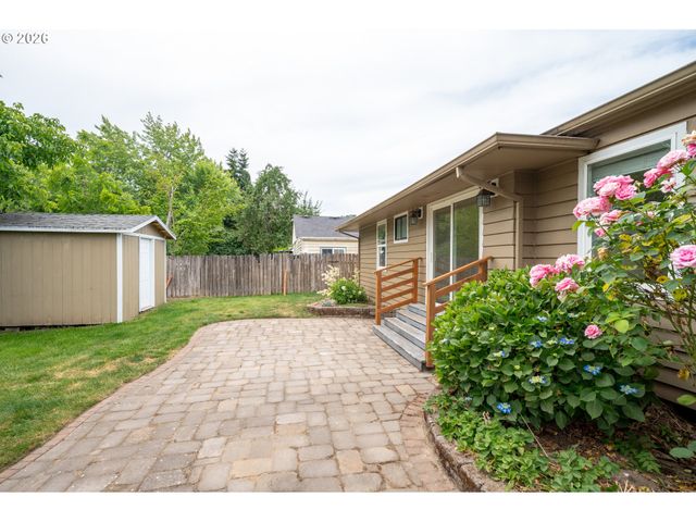 612 Nw 13TH St, Mc Minnville, OR 97128