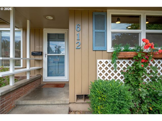 612 Nw 13TH St, Mc Minnville, OR 97128