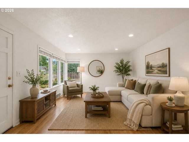 612 Nw 13TH St, Mc Minnville, OR 97128