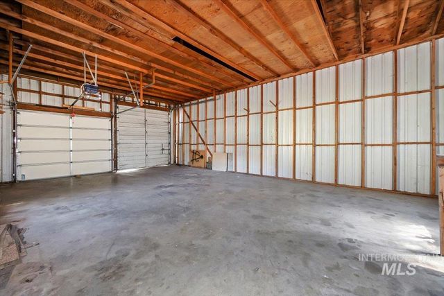 342 W Railroad Ave, Hansen, ID 83334