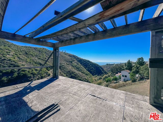 26565 Ocean View Drive, Malibu, CA 90265