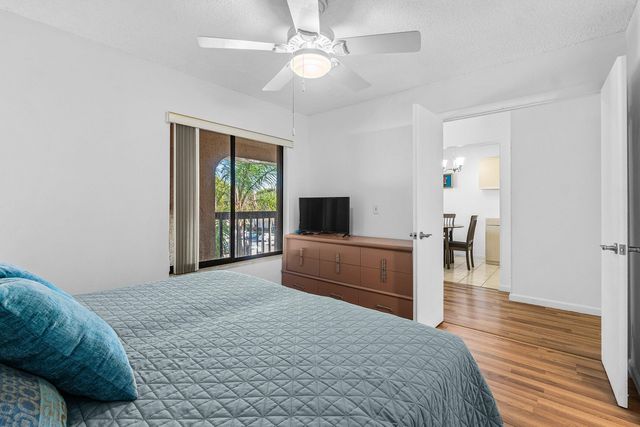 10110 Cedar Point Boulevard 305, Boynton Beach, FL 33437