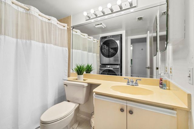 10110 Cedar Point Boulevard 305, Boynton Beach, FL 33437