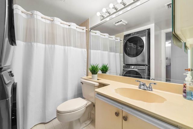 10110 Cedar Point Boulevard 305, Boynton Beach, FL 33437