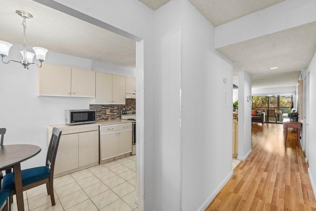 10110 Cedar Point Boulevard 305, Boynton Beach, FL 33437