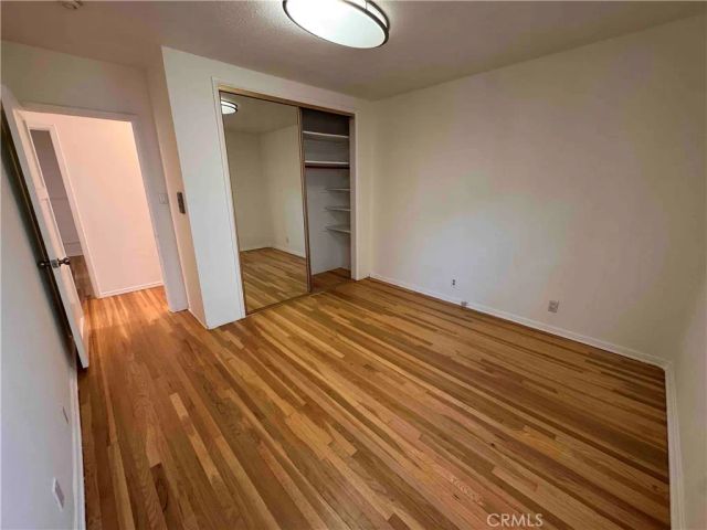 1827 Oakwood Avenue, Glendale, CA 91208
