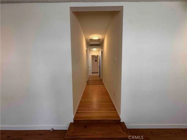1827 Oakwood Avenue, Glendale, CA 91208