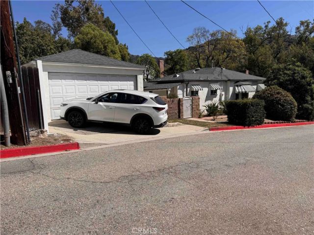 1827 Oakwood Avenue, Glendale, CA 91208