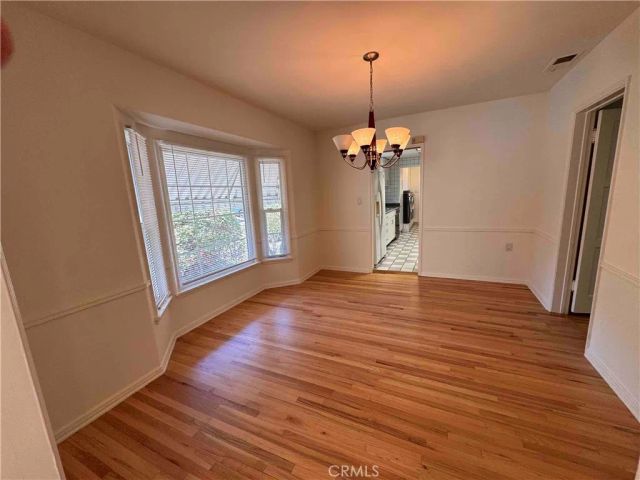 1827 Oakwood Avenue, Glendale, CA 91208