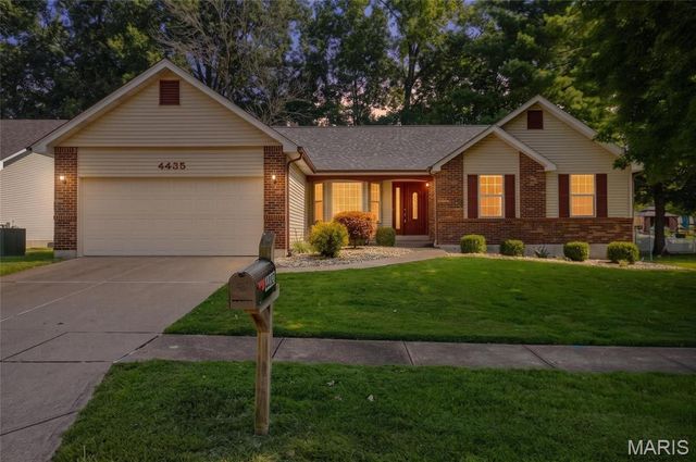 4435 Berkshire Estates Drive, Mehlville, MO 63129