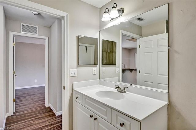 1338 NE 33rd LN, Cape Coral, FL 33909