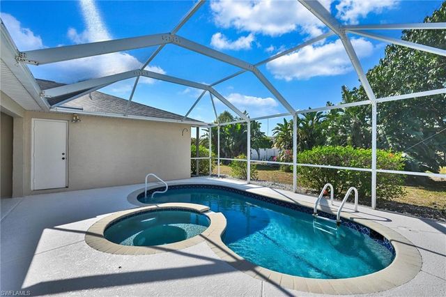 1338 NE 33rd LN, Cape Coral, FL 33909