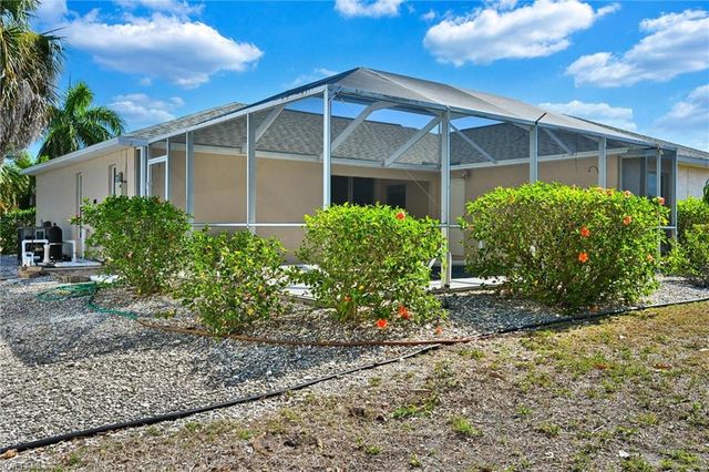 1338 NE 33rd LN, Cape Coral, FL 33909