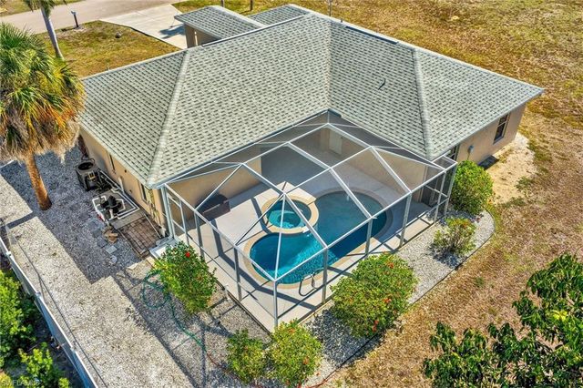 1338 NE 33rd LN, Cape Coral, FL 33909