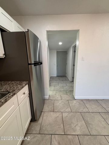 801 W Calle Aragon, Tucson, AZ 85756