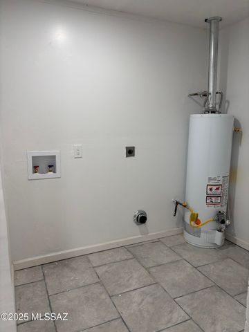 801 W Calle Aragon, Tucson, AZ 85756