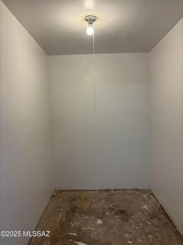 801 W Calle Aragon, Tucson, AZ 85756