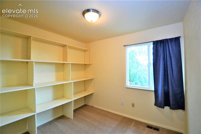1288 Suncrest Way, Colorado Springs, CO 80906