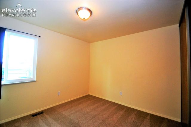 1288 Suncrest Way, Colorado Springs, CO 80906
