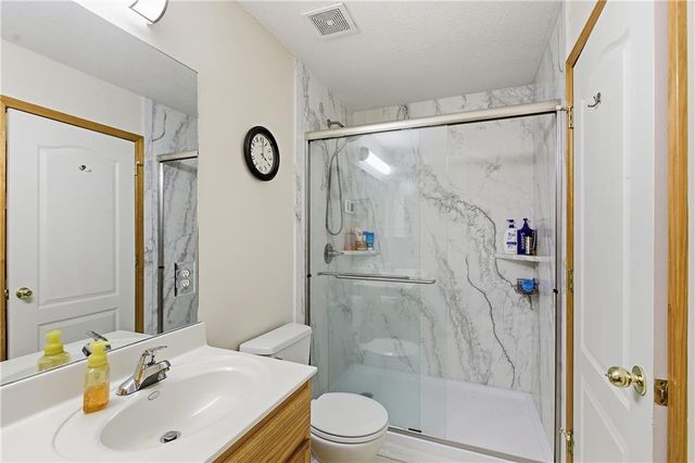 1105 NW LONG Drive, Grain Valley, MO 64029