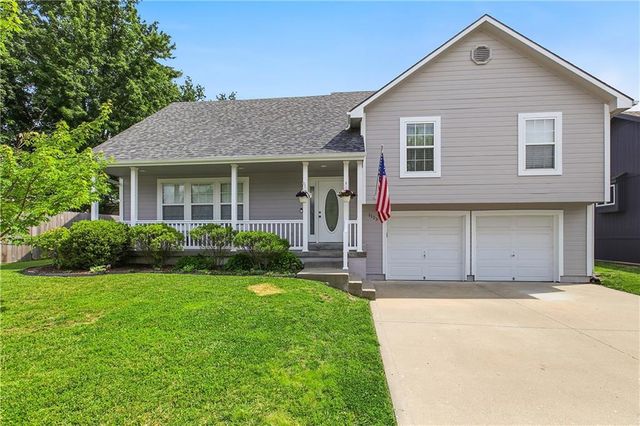 1105 NW LONG Drive, Grain Valley, MO 64029
