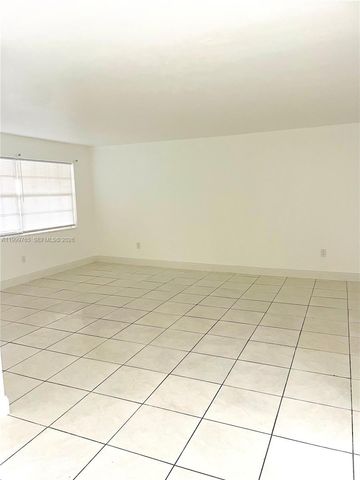 11840 NE 19th Dr 5, North Miami, FL 33181