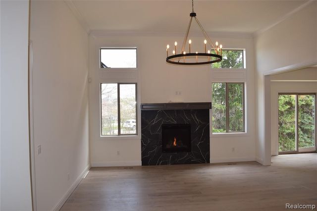 3093 Raffler Drive, Rochester Hills, MI 48307