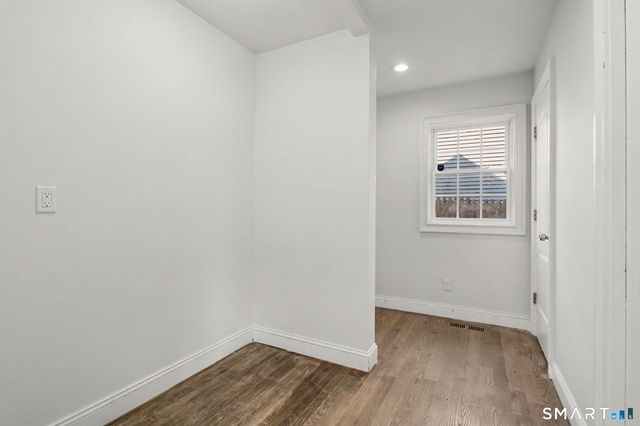 111 Vanguard Street, Bridgeport, CT 06606