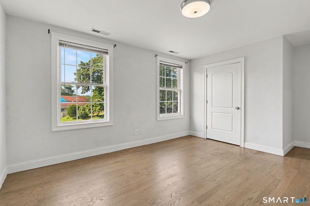 111 Vanguard Street, Bridgeport, CT 06606