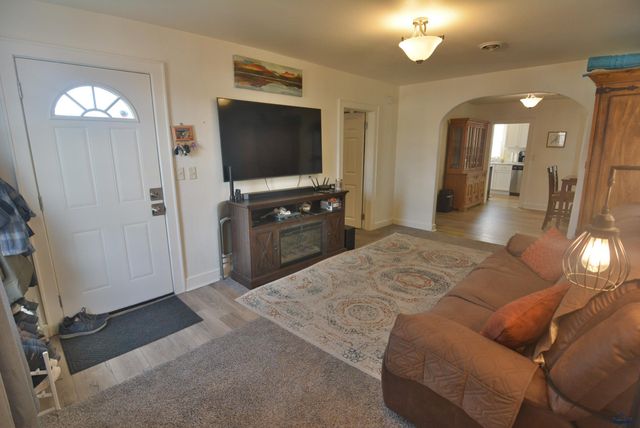 521 E NEW YORK, Rapid City, SD 57701